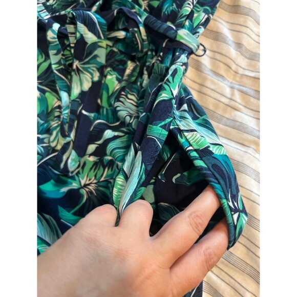 Tommy Bahama Floral Tropical Vacation Jumpsuit with Pockets & Waist Wrap - Small - Picture 10 of 10